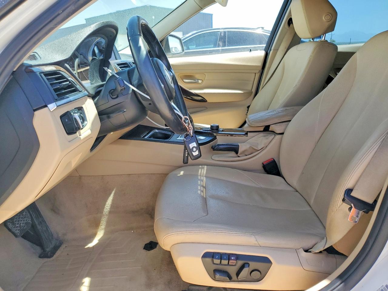 2015 BMW 328 I - zdjęcie 7