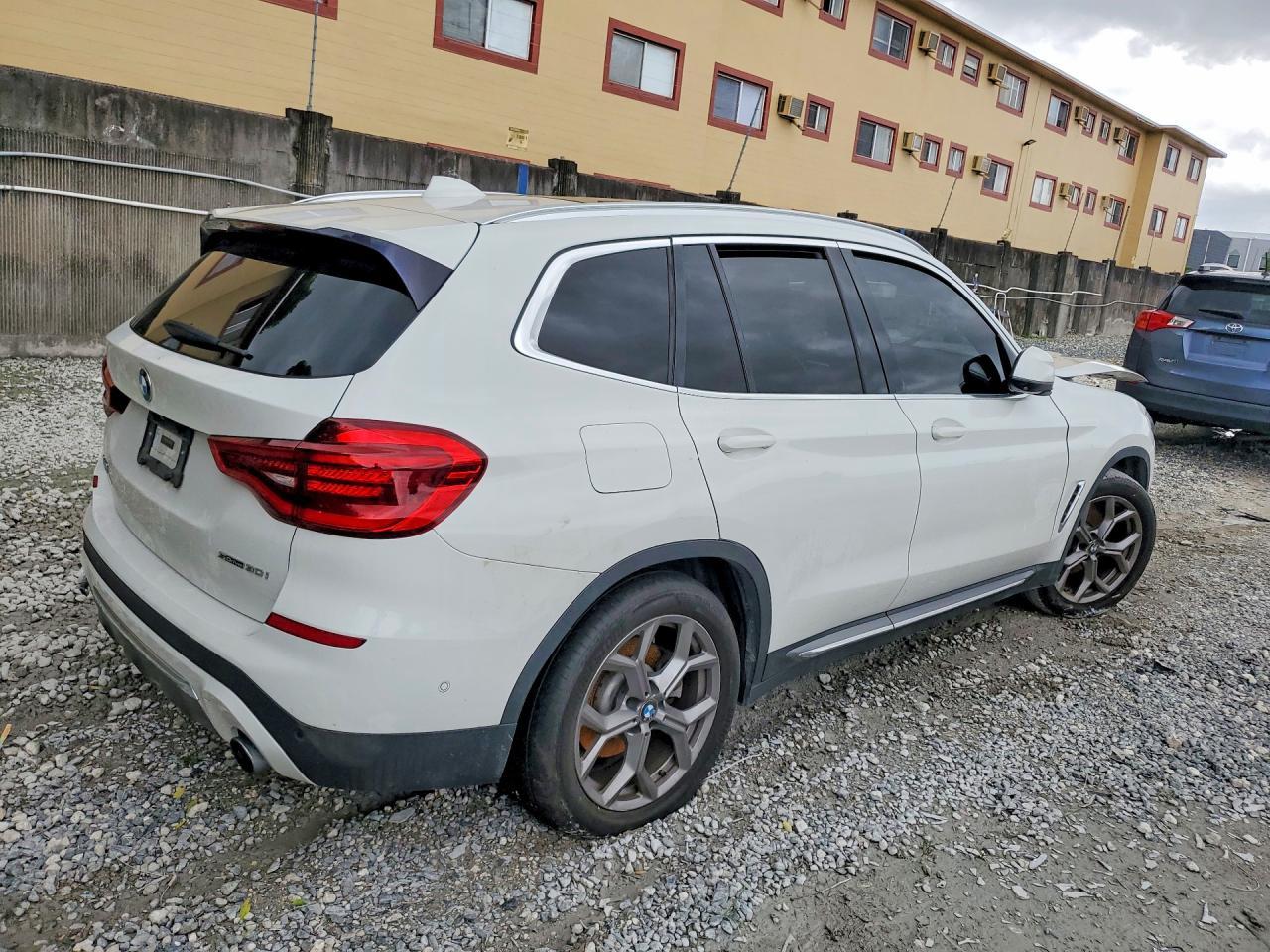 2020 BMW X3 Sdrive30I - zdjęcie 3