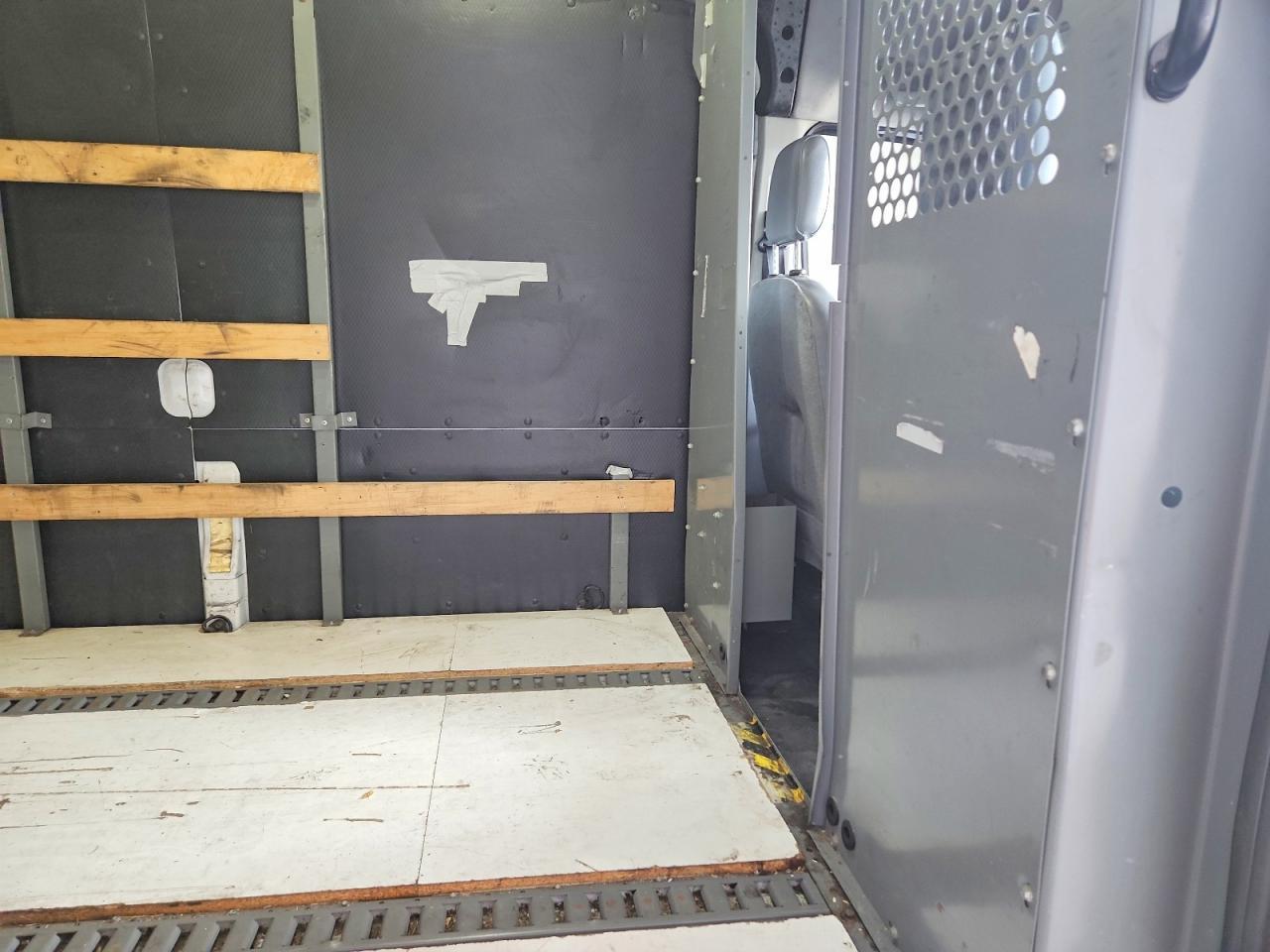 2017 Ford Transit T-250 - zdjęcie 11