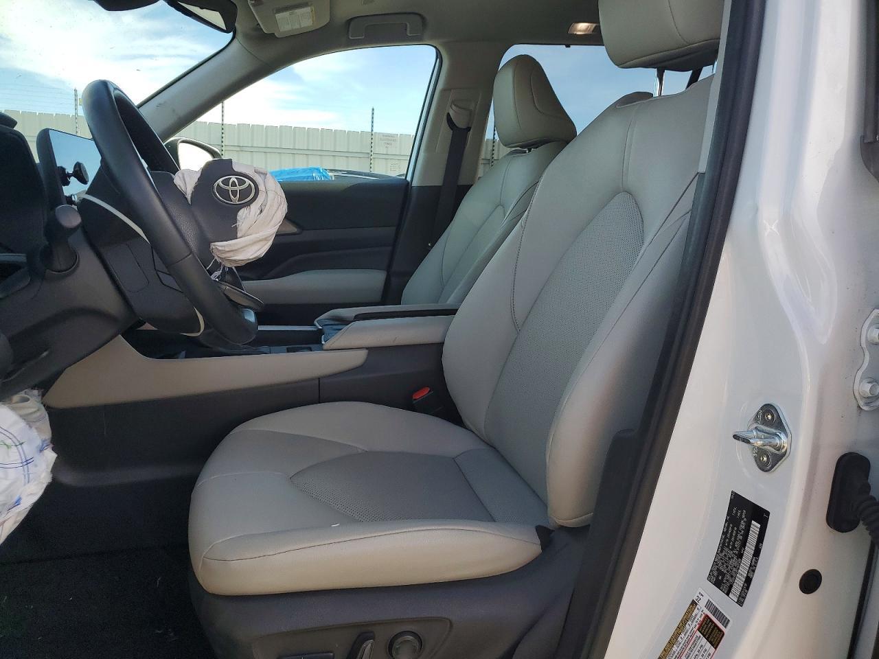 2024 Toyota Grand Highlander Hybrid Xle - zdjęcie 7