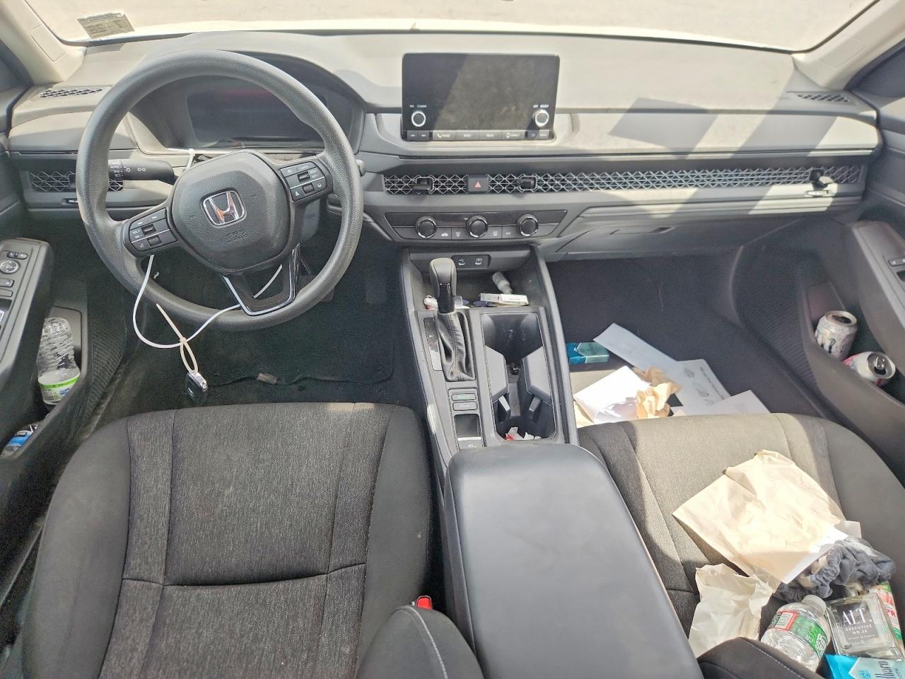 2023 Honda Accord - zdjęcie 8