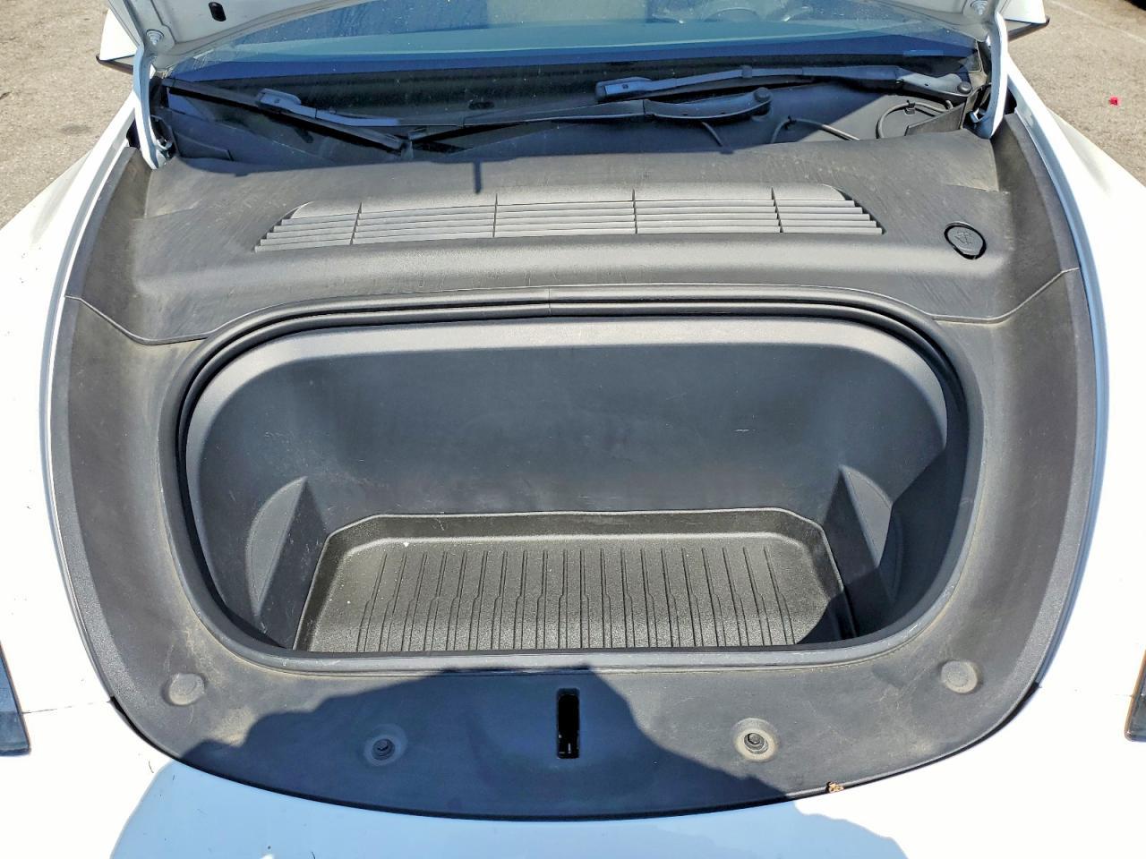 2023 Tesla Model Y - zdjęcie 11