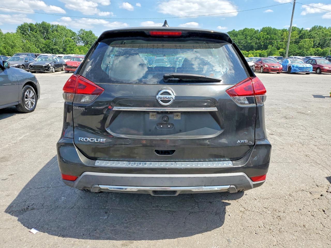 2017 Nissan Rogue S - zdjęcie 6