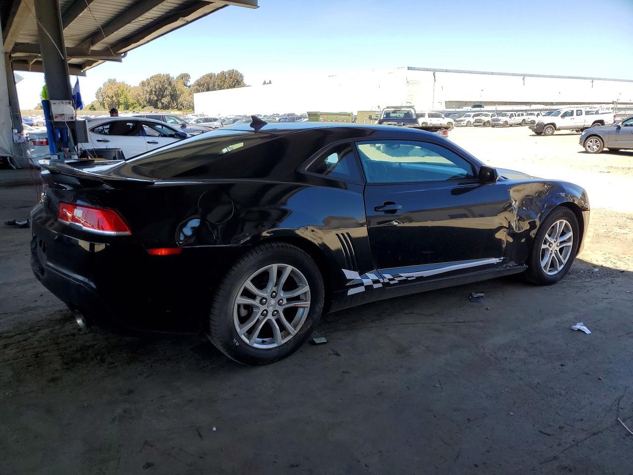 2015 Chevrolet Camaro Ls - zdjęcie 3