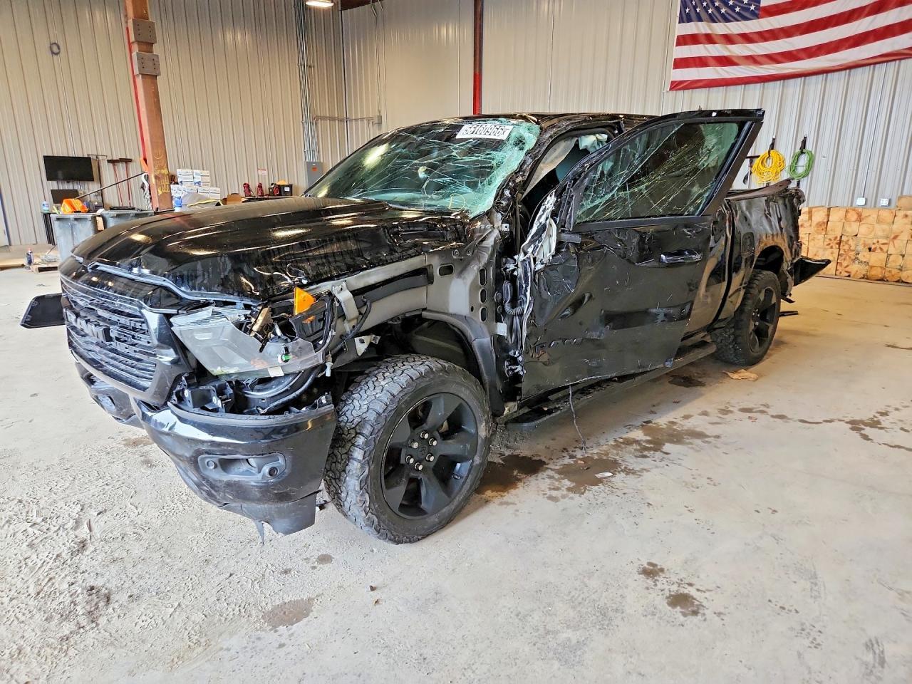 2019 Ram 1500 Big Horn - zdjęcie główne