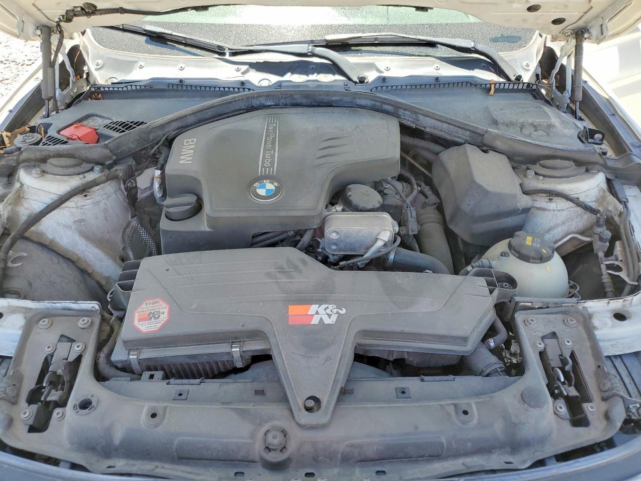 2015 BMW 328 I - zdjęcie 11