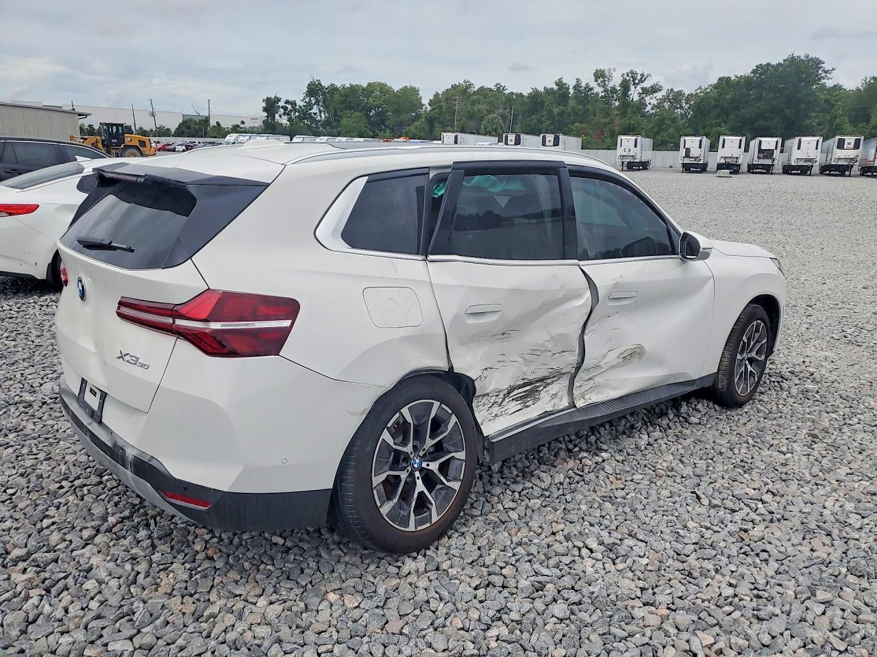 2026 BMW X3 30 xDrive - zdjęcie 3