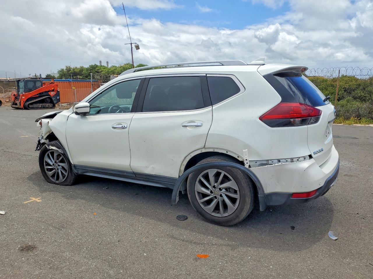 2020 Nissan Rogue - zdjęcie 2
