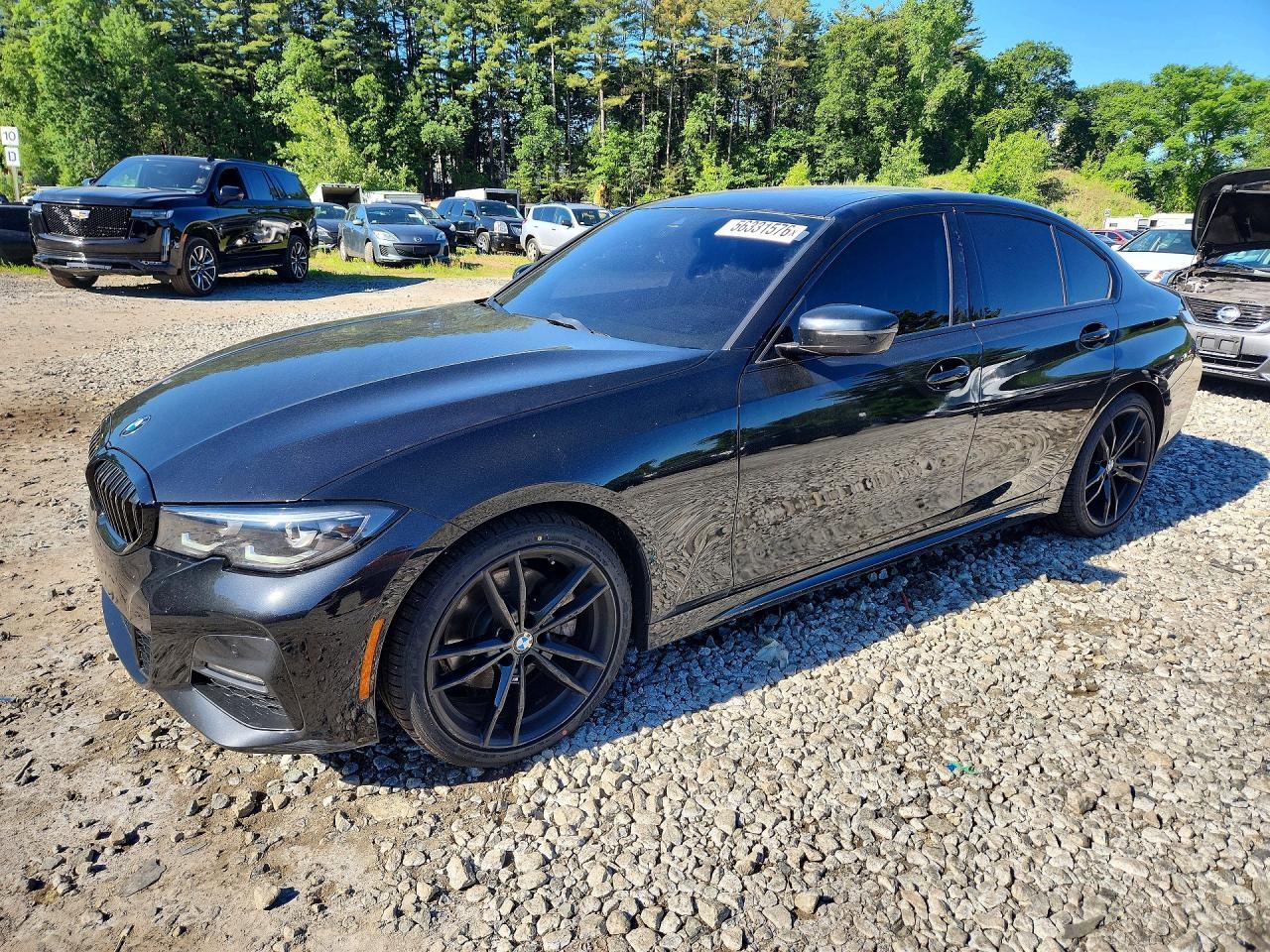 2022 BMW Seria 3 330i - zdjęcie główne
