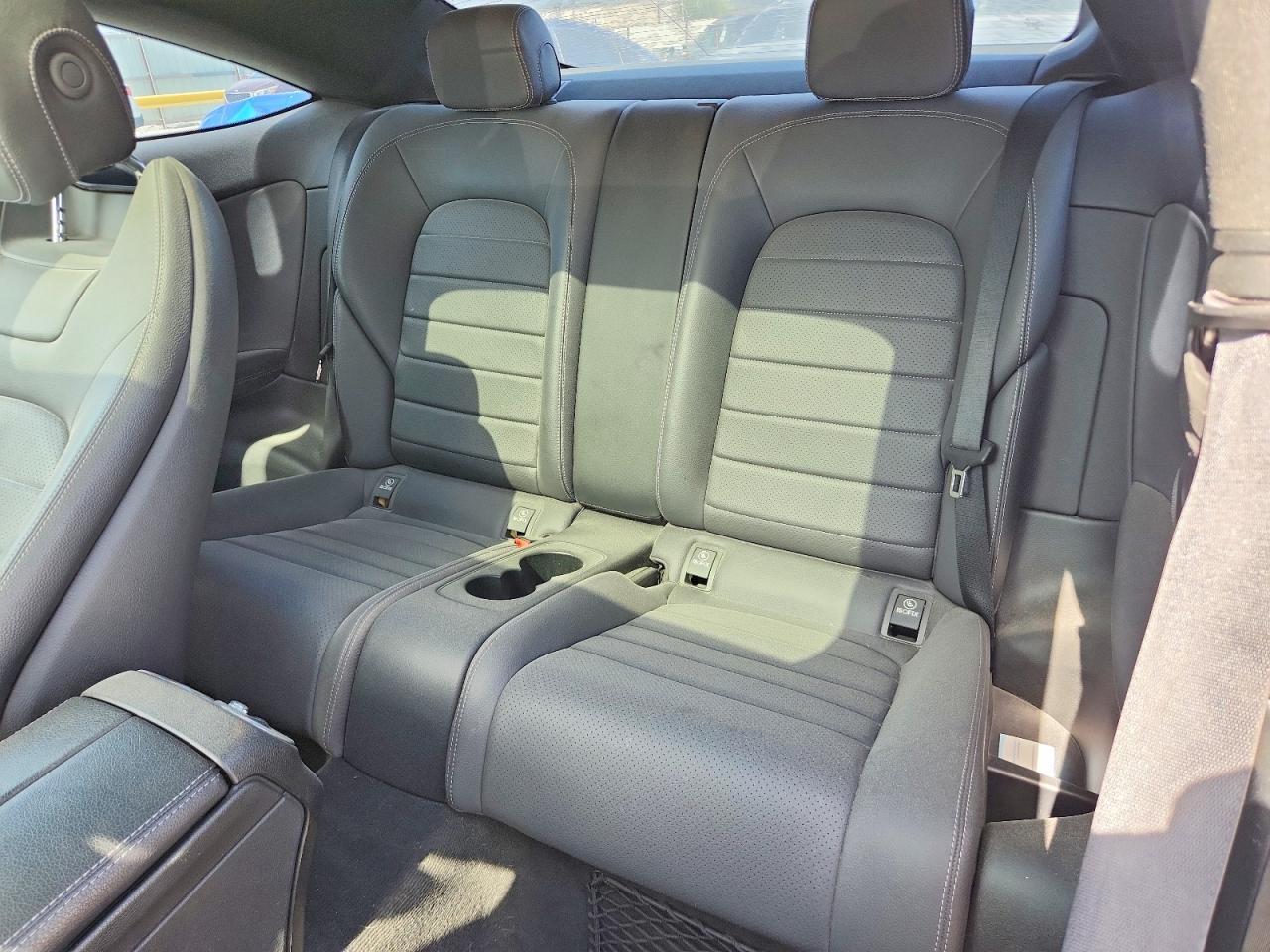 2019 Mercedes-Benz C 300 - zdjęcie 10