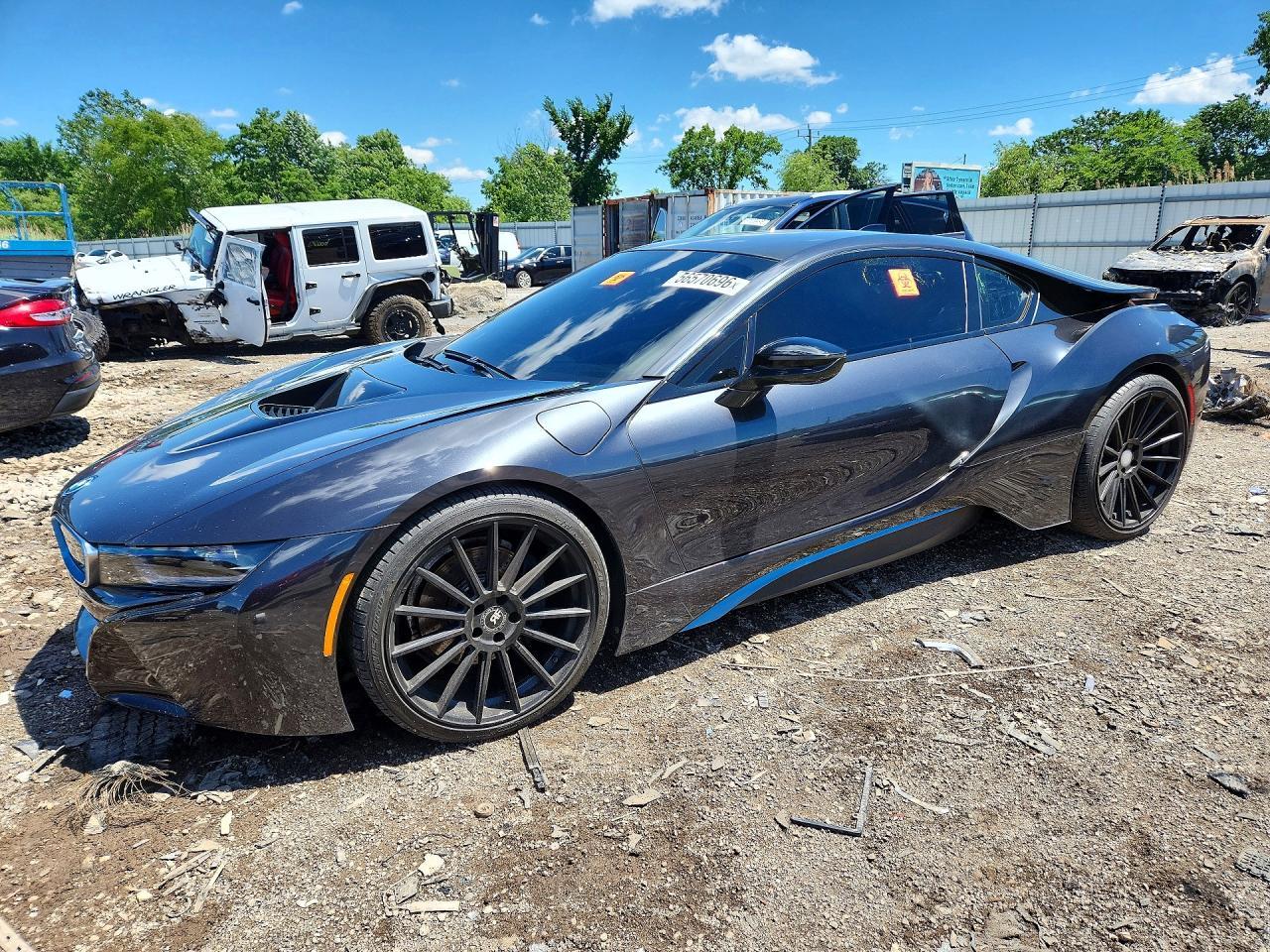 2015 BMW I8 - zdjęcie główne
