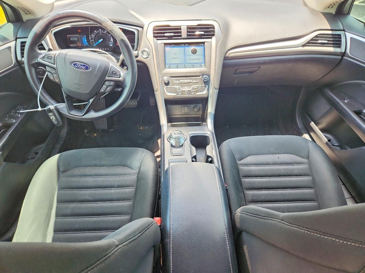 2017 Ford Fusion - zdjęcie 8