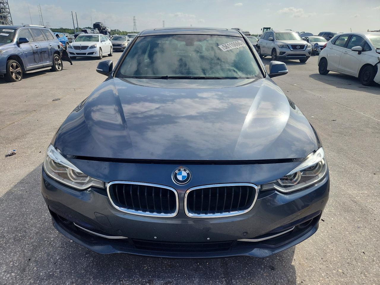 2018 BMW 330 I - zdjęcie 5
