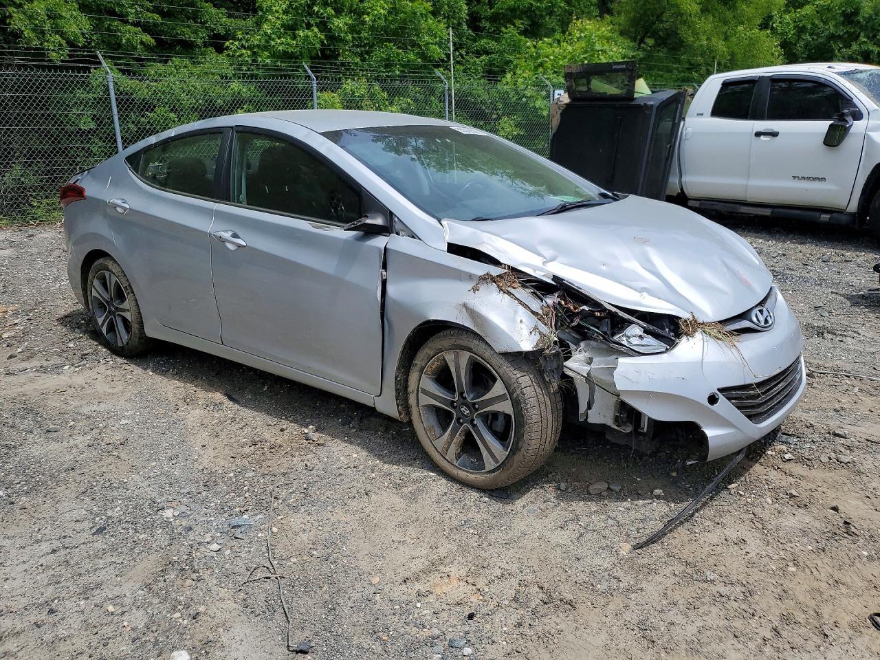 2016 Hyundai Elantra Sport - zdjęcie 4