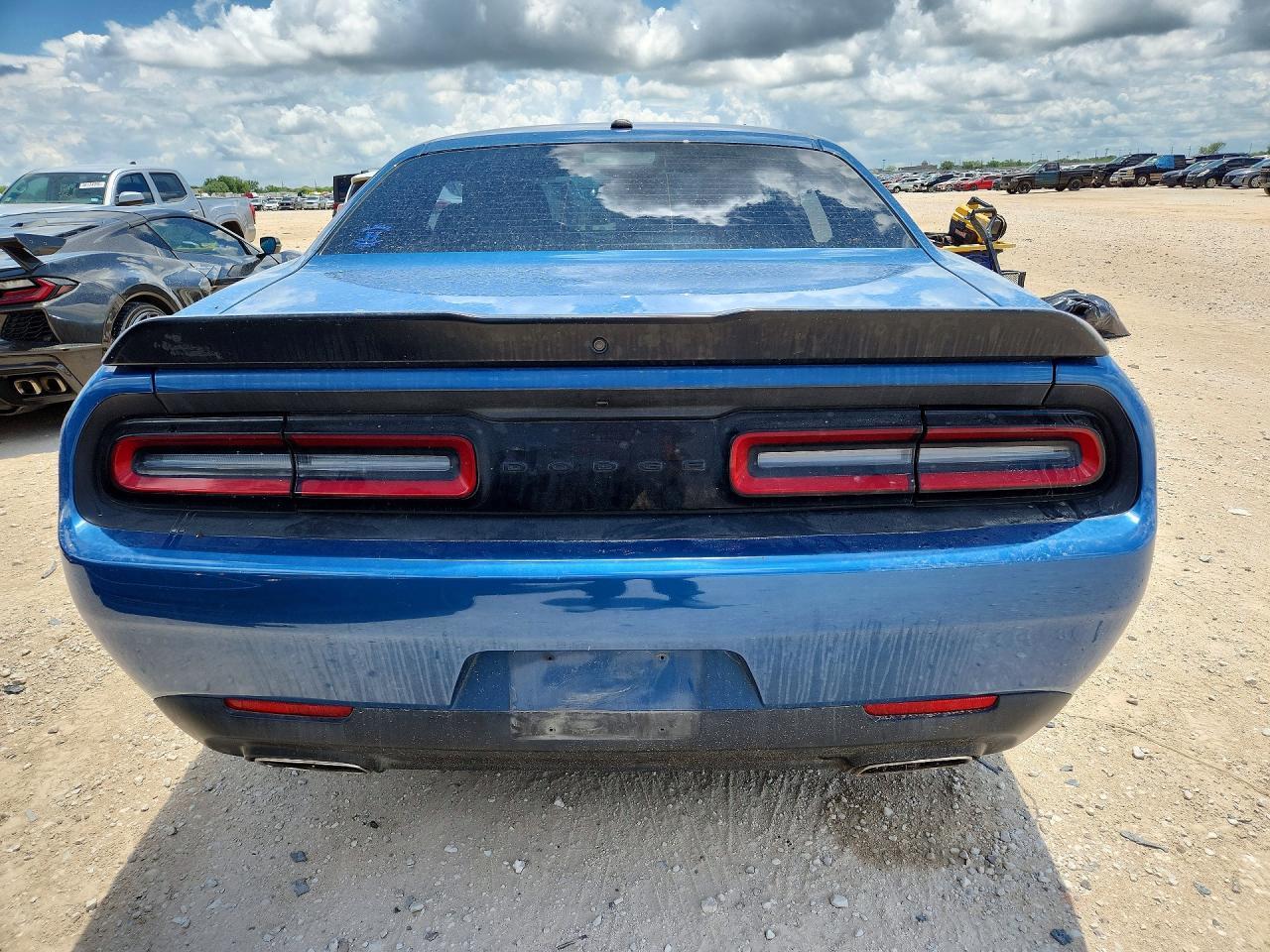 2022 Dodge Challenger Sxt - zdjęcie 6
