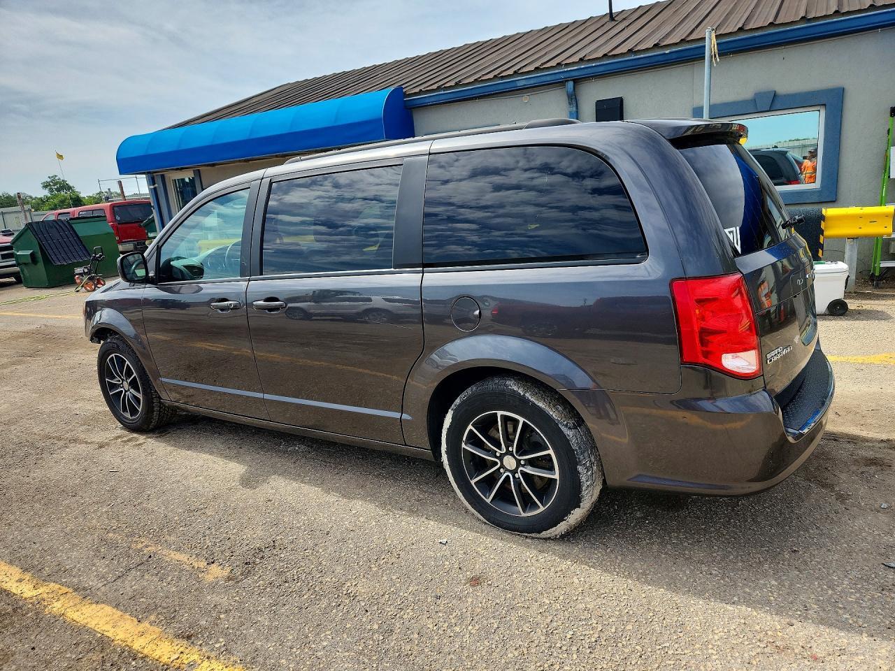2018 Dodge Grand Caravan Gt - zdjęcie 2