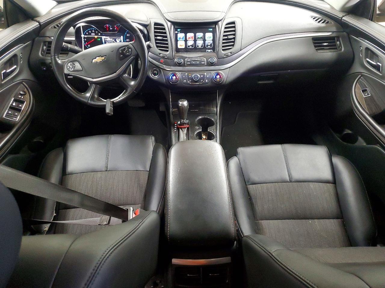 2020 Chevrolet Impala Lt - zdjęcie 8