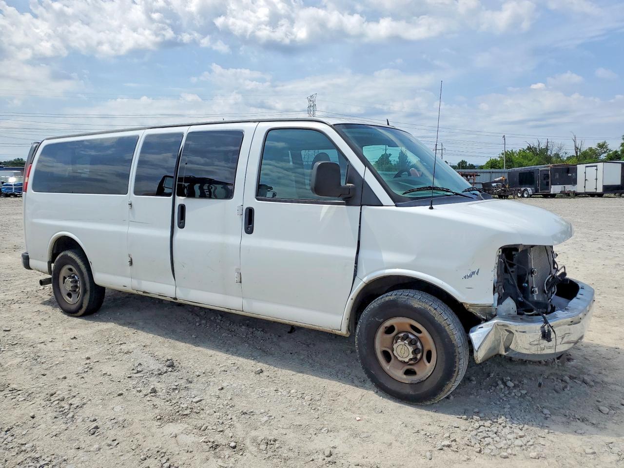 2013 Chevrolet Express G3500 Lt - zdjęcie 4