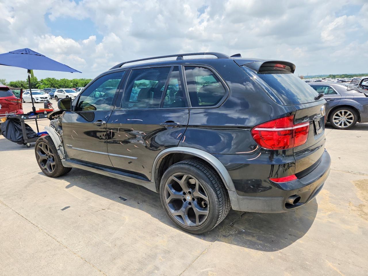 2013 BMW X5 xDrive35I - zdjęcie 2