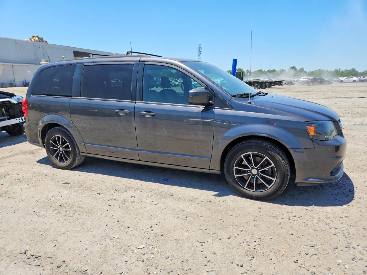 2019 Dodge Grand Caravan Gt - zdjęcie 4