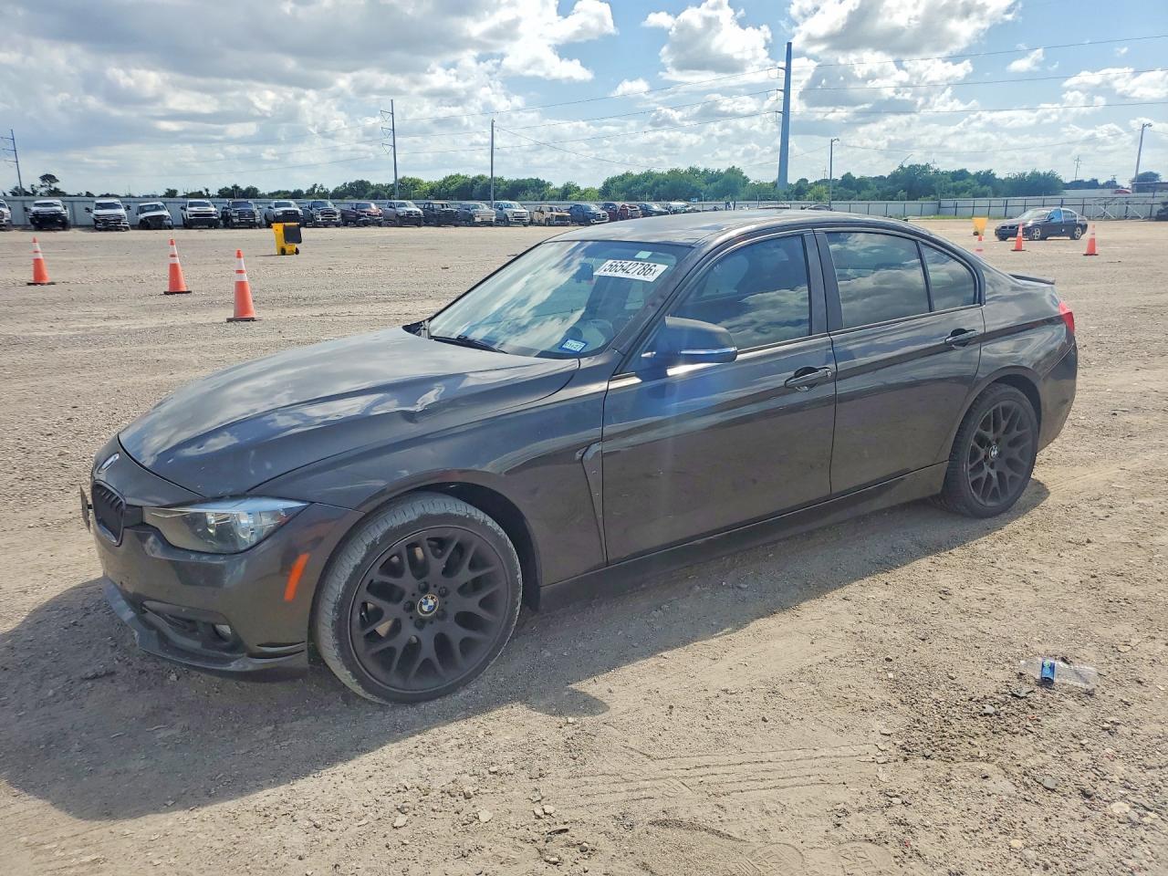 2016 BMW 320 I - zdjęcie główne