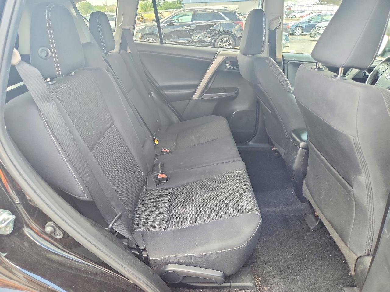 2018 Toyota Rav4 Xle - zdjęcie 11