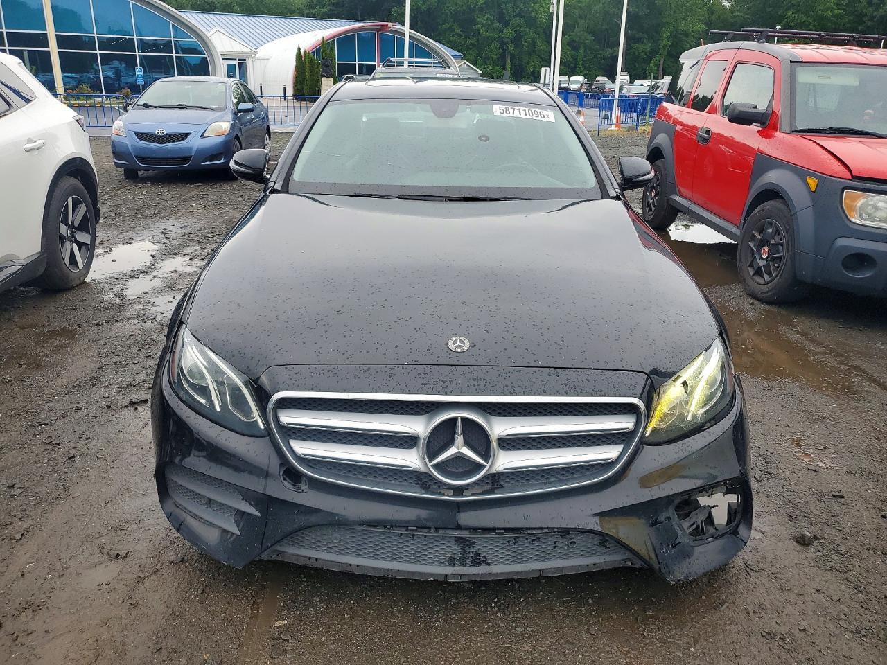 2018 Mercedes-Benz E 300 - zdjęcie 5