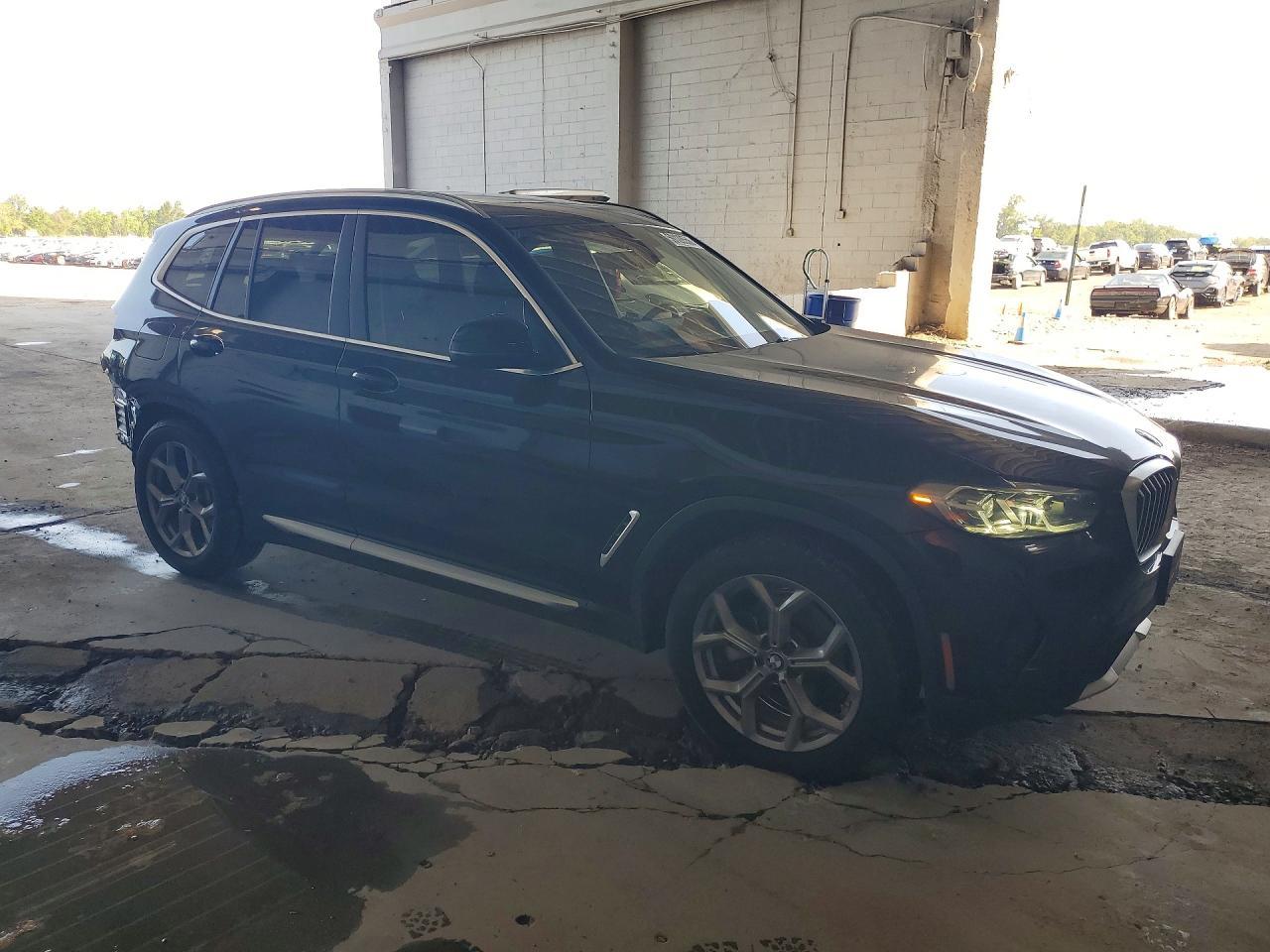 2023 BMW X3 xDrive30I - zdjęcie 4