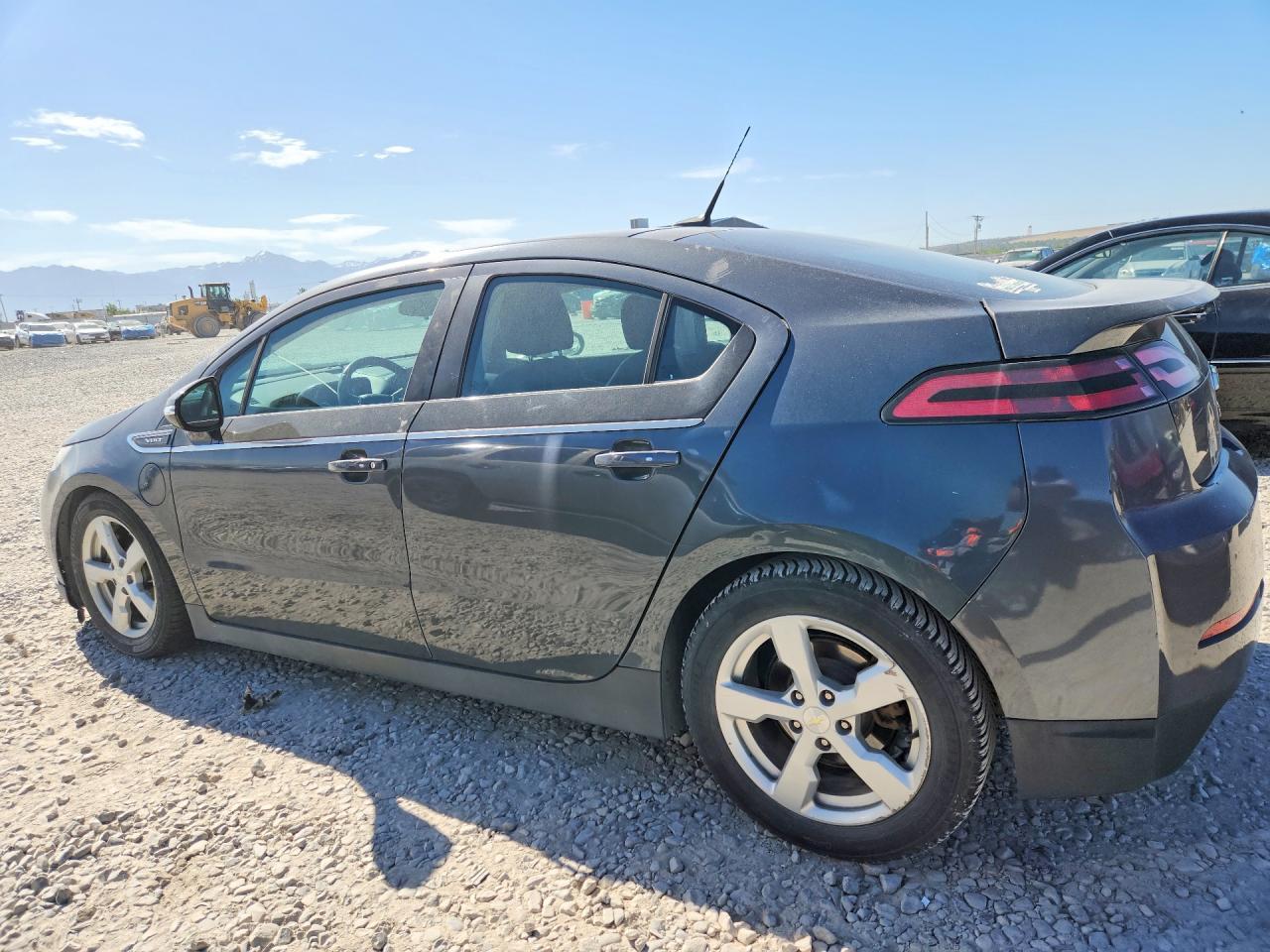 2013 Chevrolet Volt - zdjęcie 2