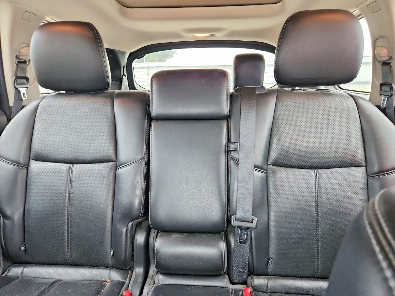 2017 Nissan Pathfinder Platinum - zdjęcie 10