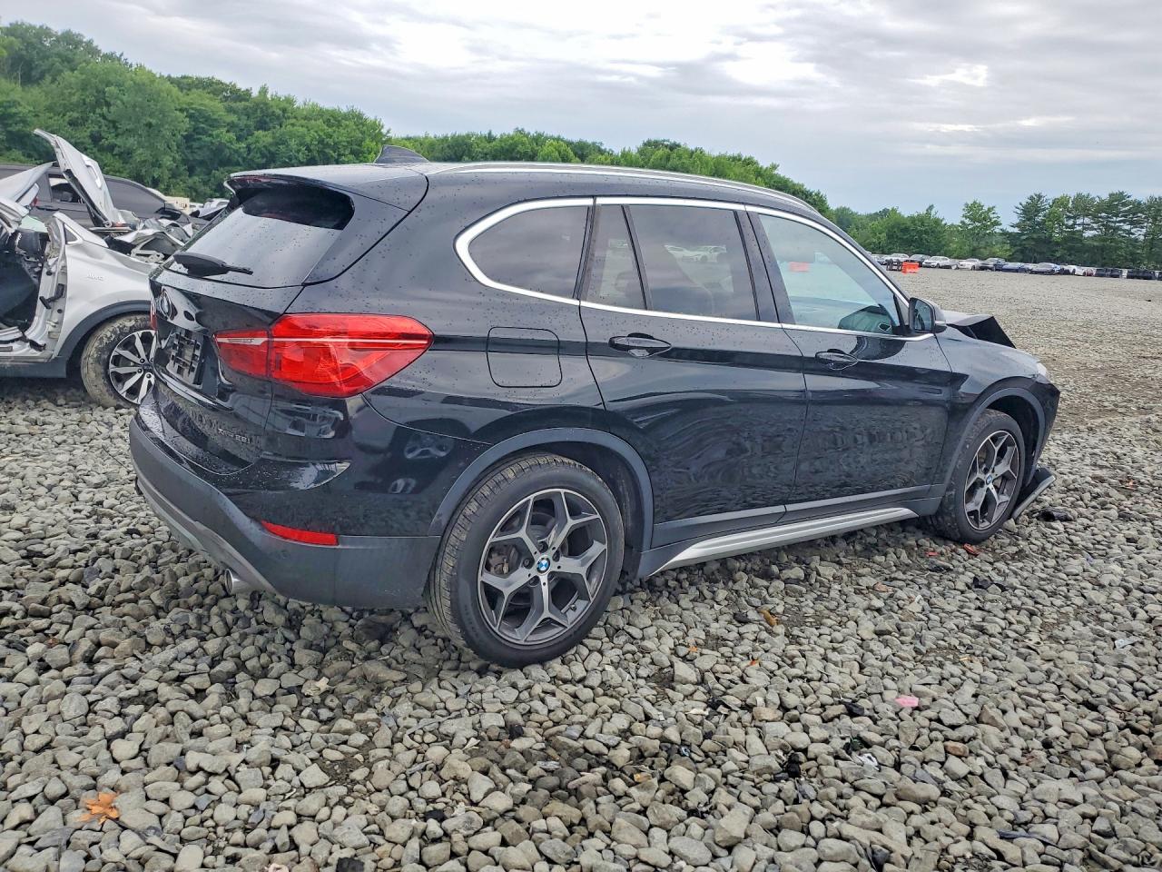 2018 BMW X1 xDrive28I - zdjęcie 3
