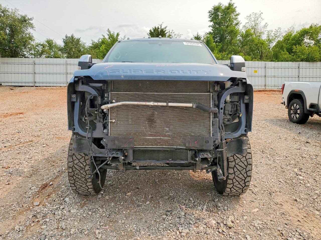 2023 Ford F350 Super Duty - zdjęcie 5