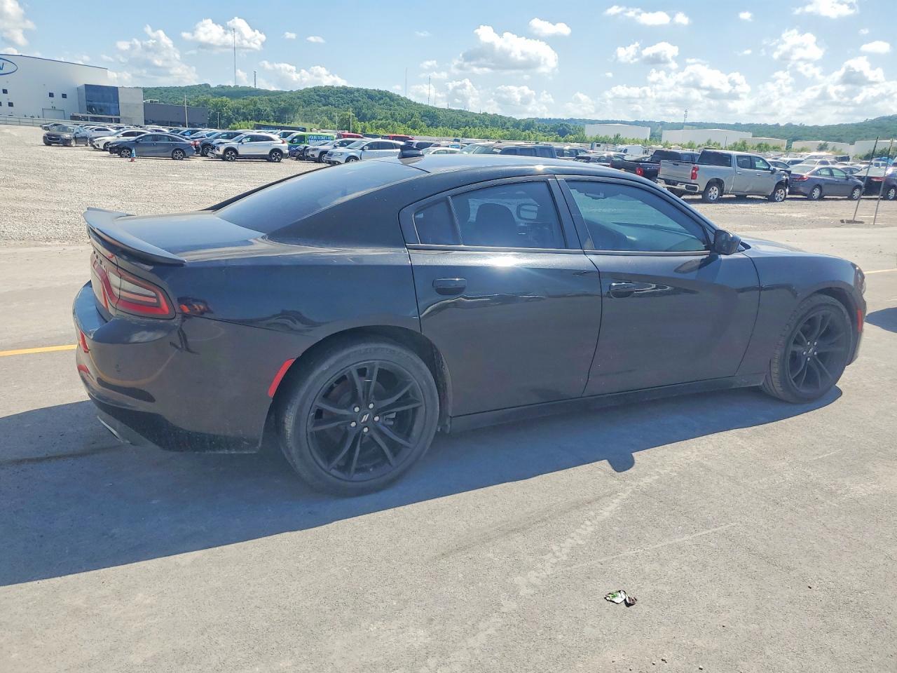 2017 Dodge Charger Sxt - zdjęcie 3