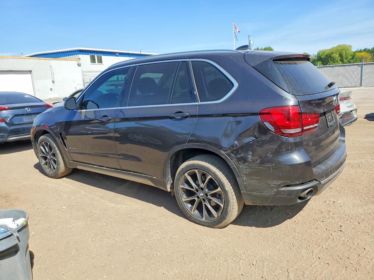 2017 BMW X5 xDrive35I - zdjęcie 2