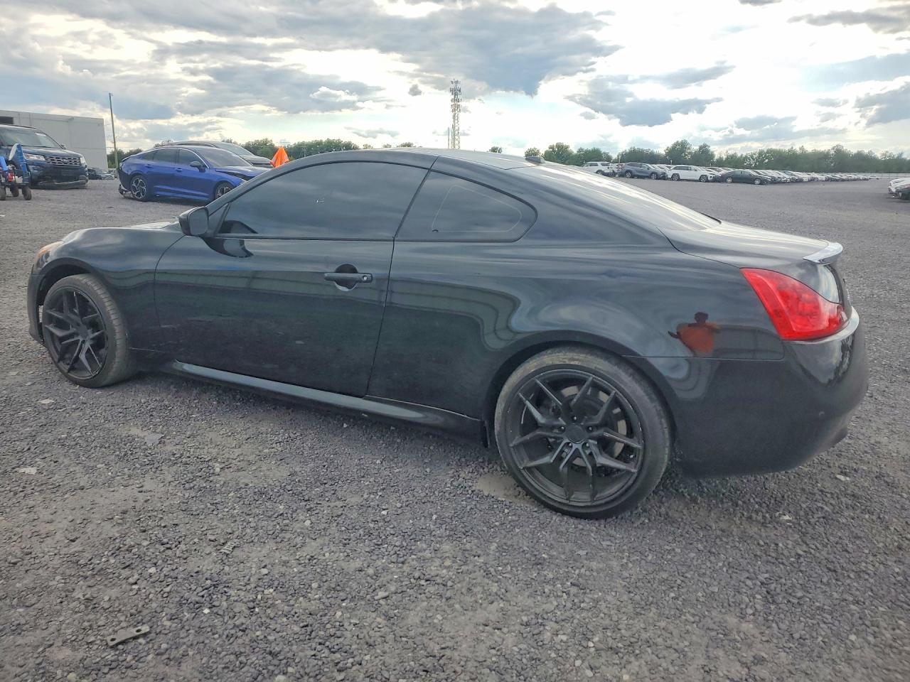 2013 Infiniti G37 Coupe Journey - zdjęcie 2