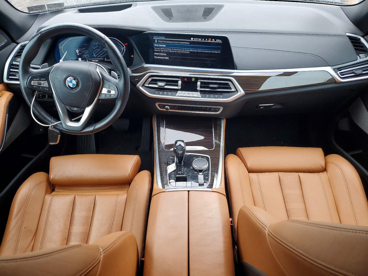 2021 BMW X5 xDrive45E - zdjęcie 8