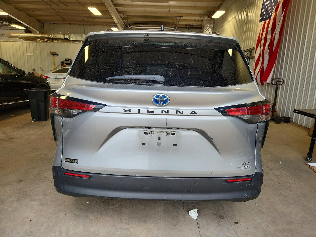 2022 Toyota Sienna Xle - zdjęcie 6