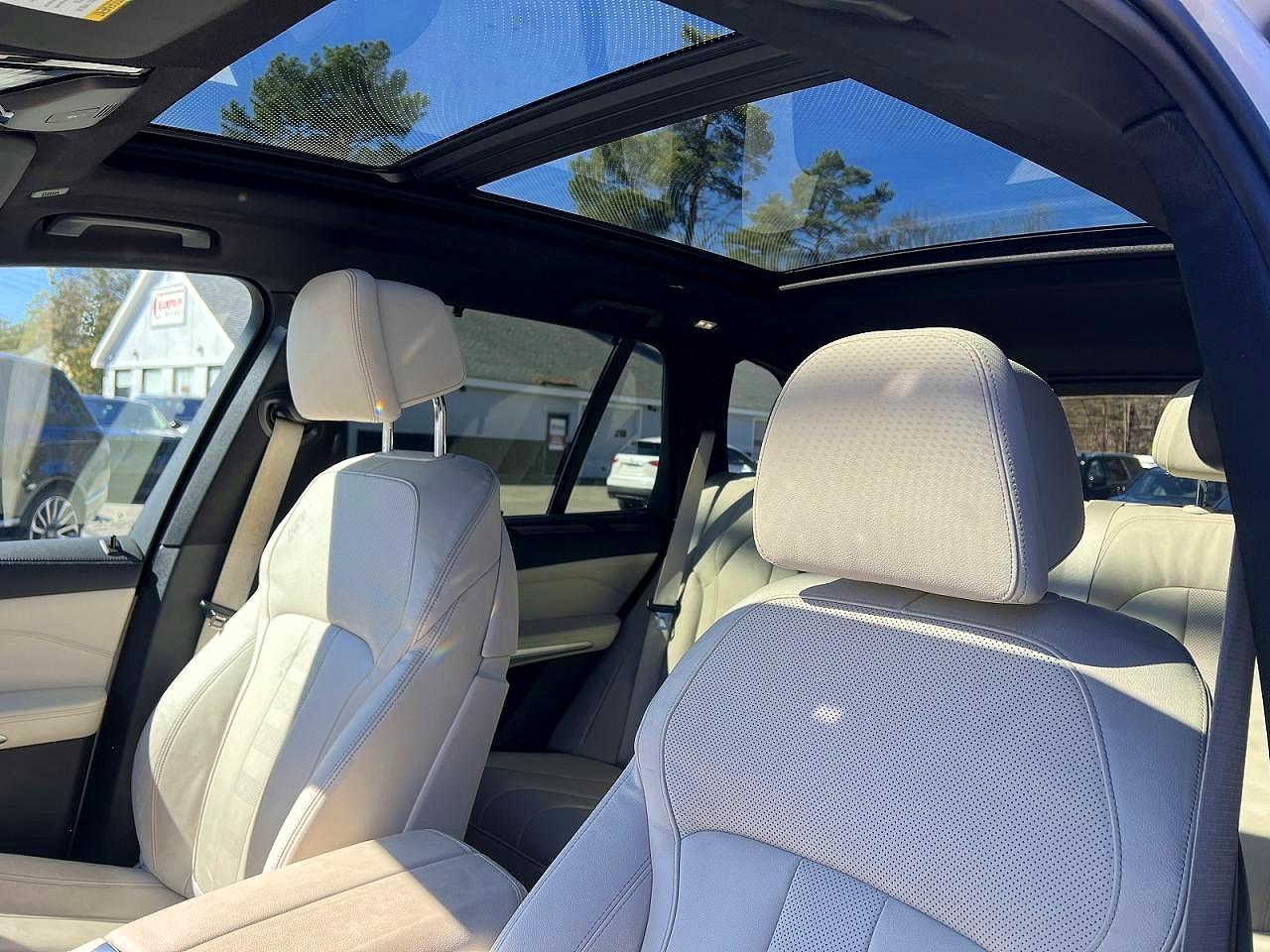 2021 BMW X5 xDrive45E - zdjęcie 9