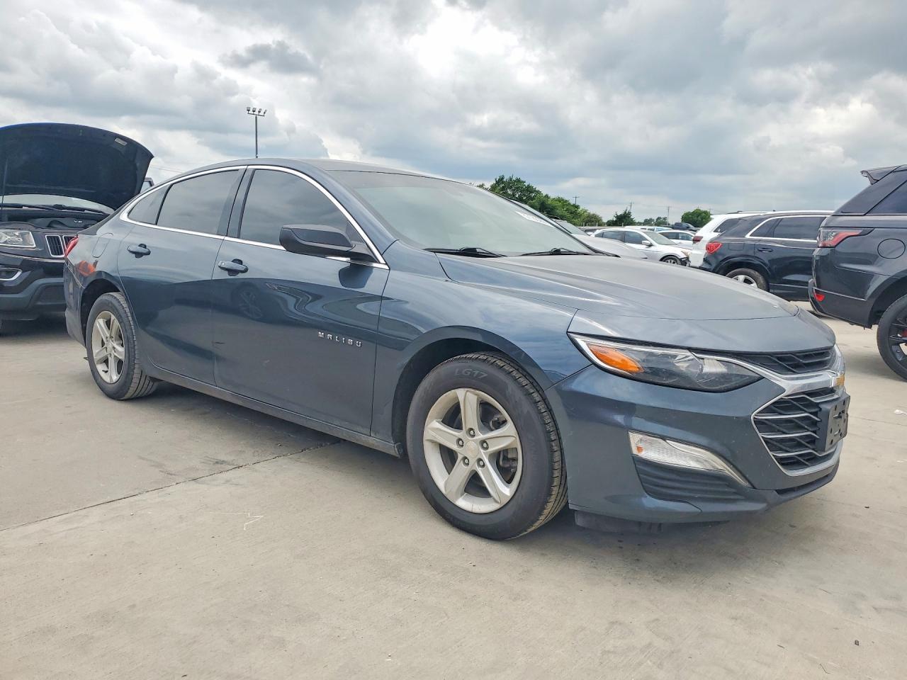 2019 Chevrolet Malibu Ls - zdjęcie 4