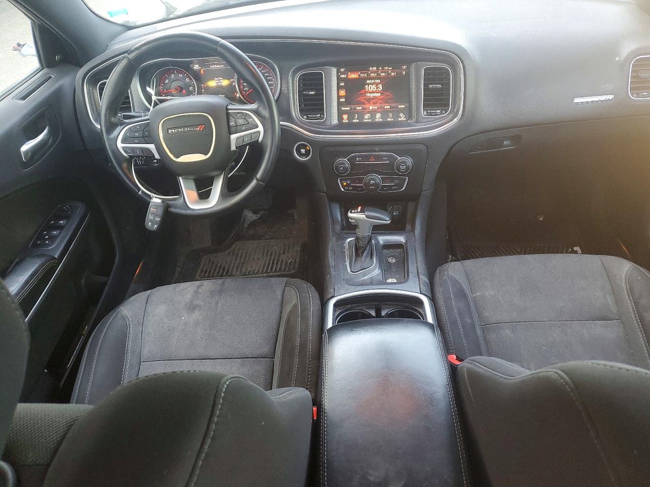 2015 Dodge Charger Sxt - zdjęcie 8