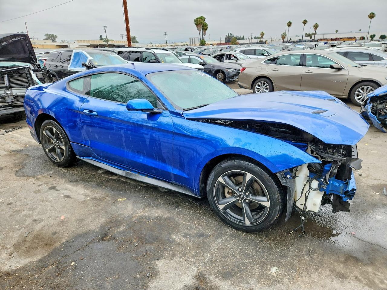 2018 Ford Mustang - zdjęcie 4