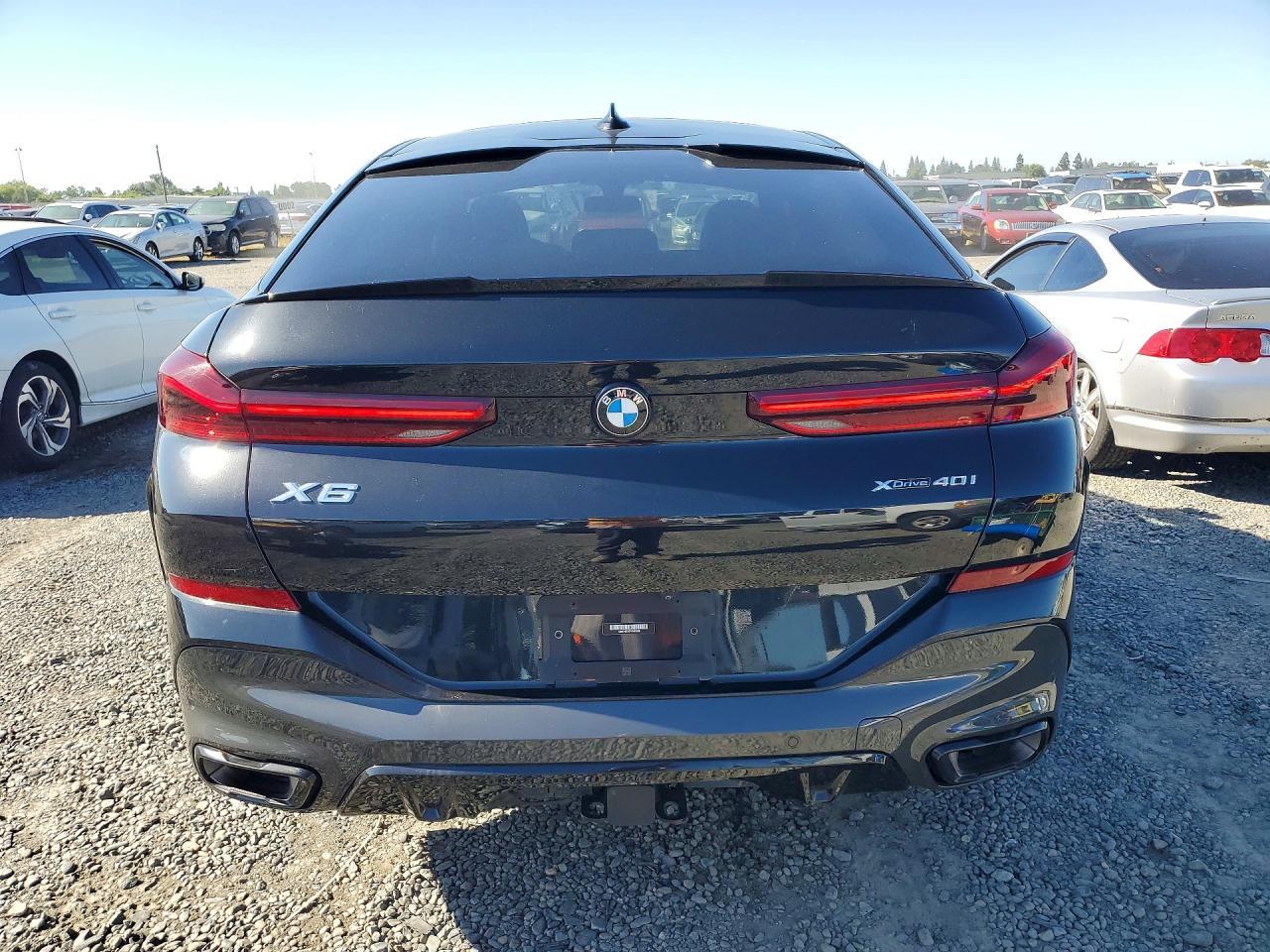 2023 BMW X6 xDrive40I - zdjęcie 6