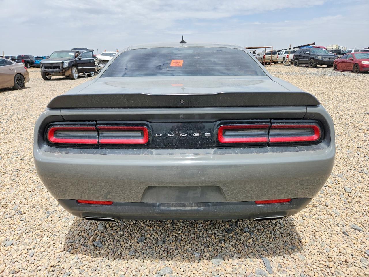 2017 Dodge Challenger Sxt - zdjęcie 6
