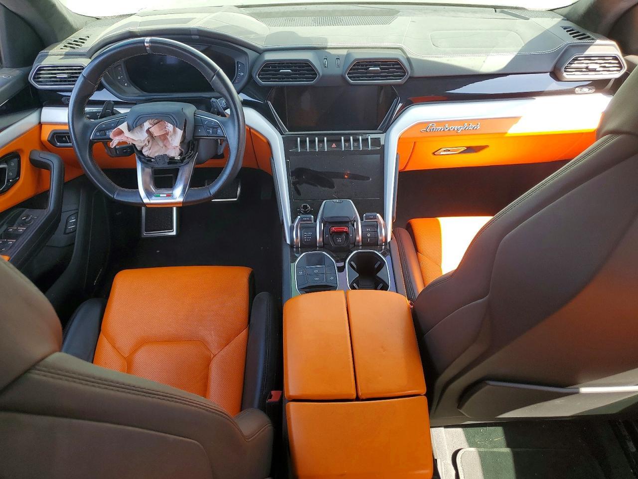 2021 Lamborghini Urus - zdjęcie 8