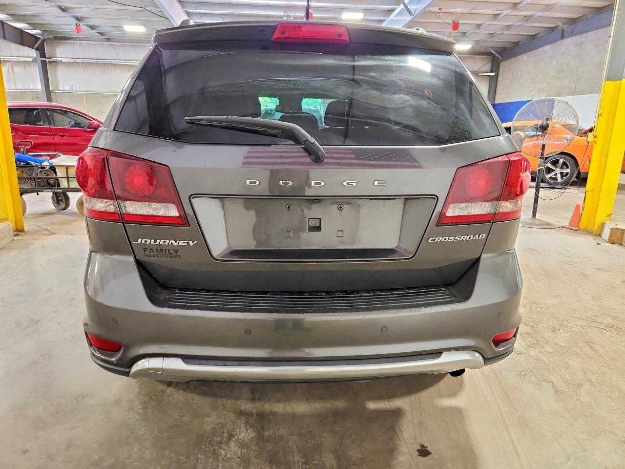 2015 Dodge Journey Crossroad - zdjęcie 6