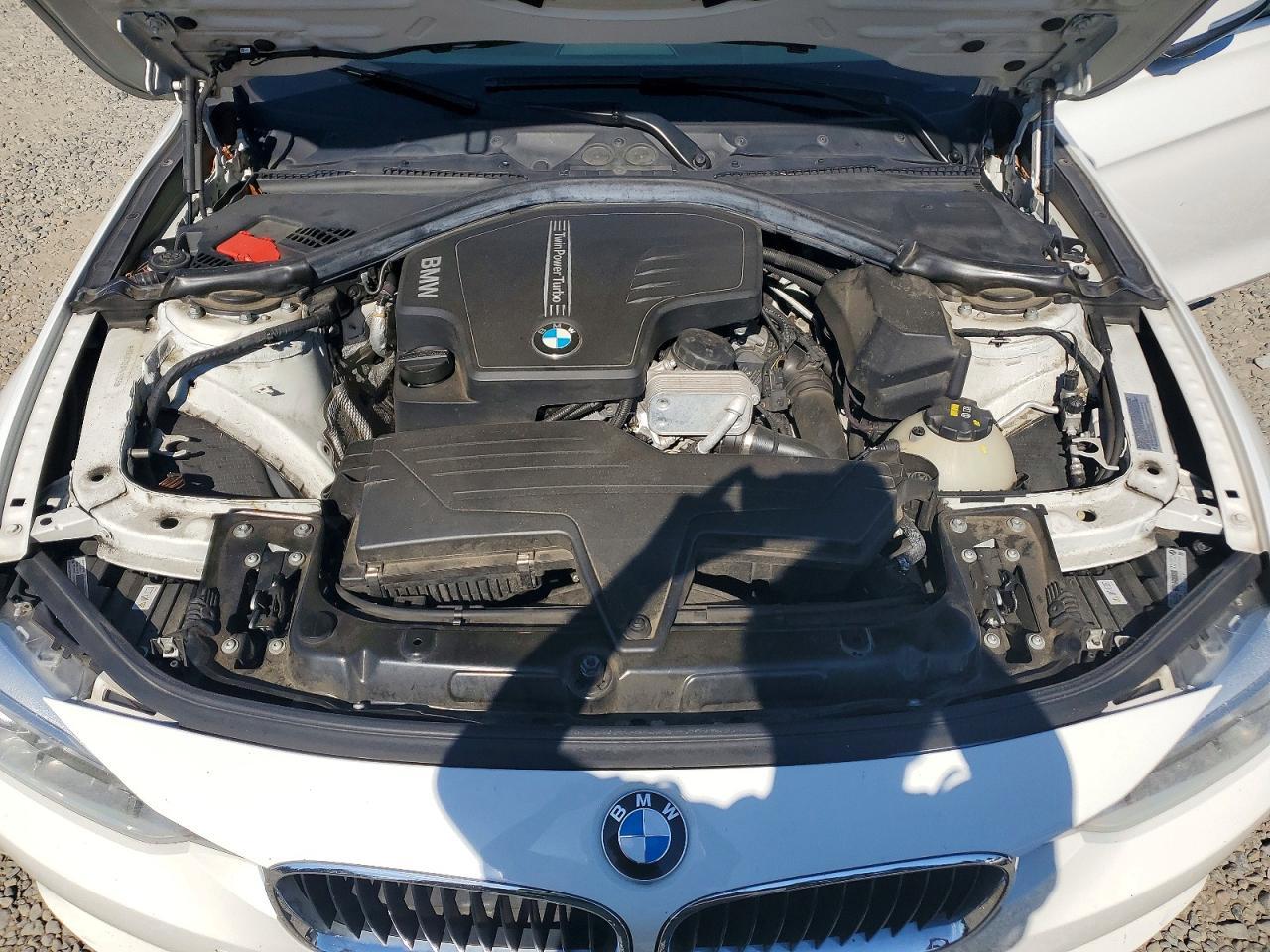 2015 BMW 328 Xi - zdjęcie 11