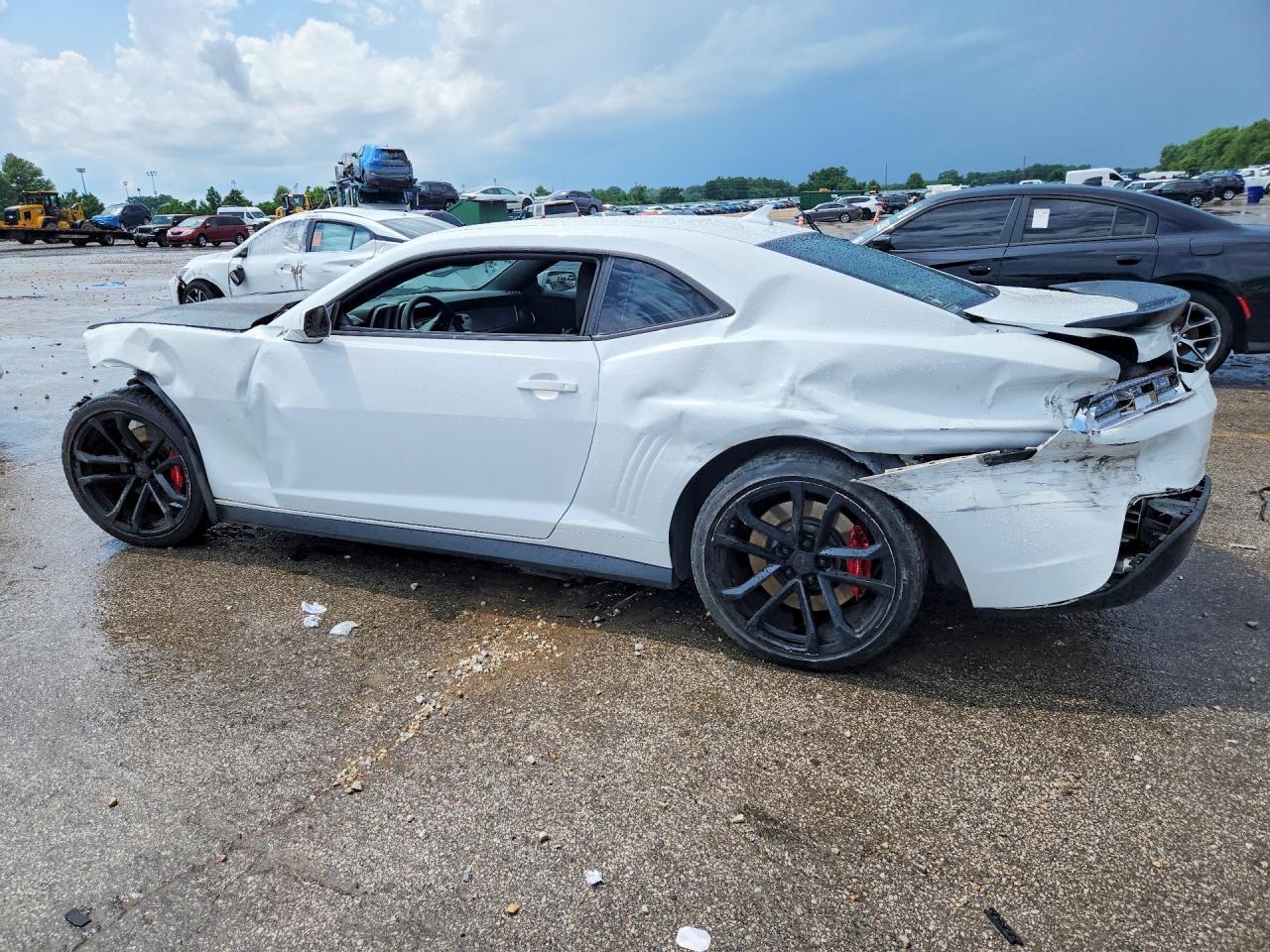 2014 Chevrolet Camaro - zdjęcie 2