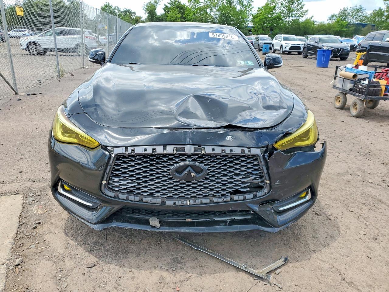 2018 Infiniti Q60 3.0T Luxe - zdjęcie 5