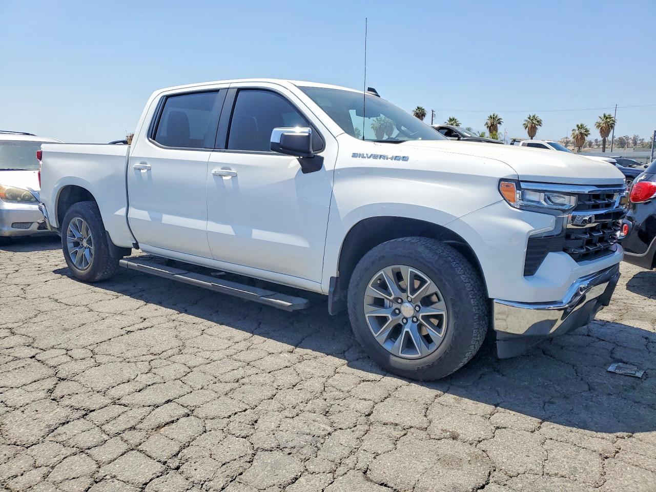 2023 Chevrolet Silverado C1500 Lt - zdjęcie 4