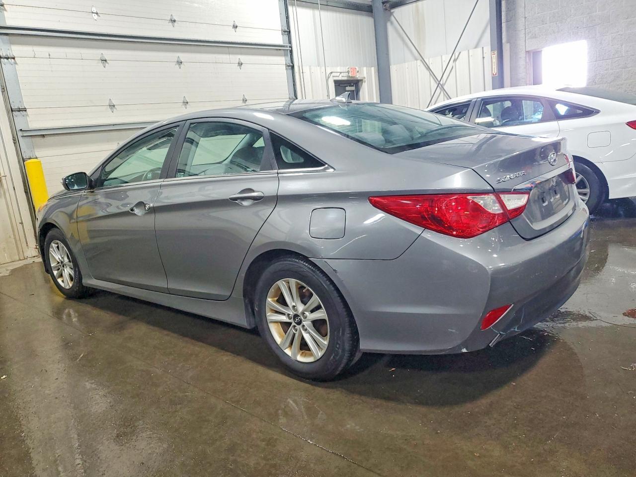 2014 Hyundai Sonata Gls - zdjęcie 2